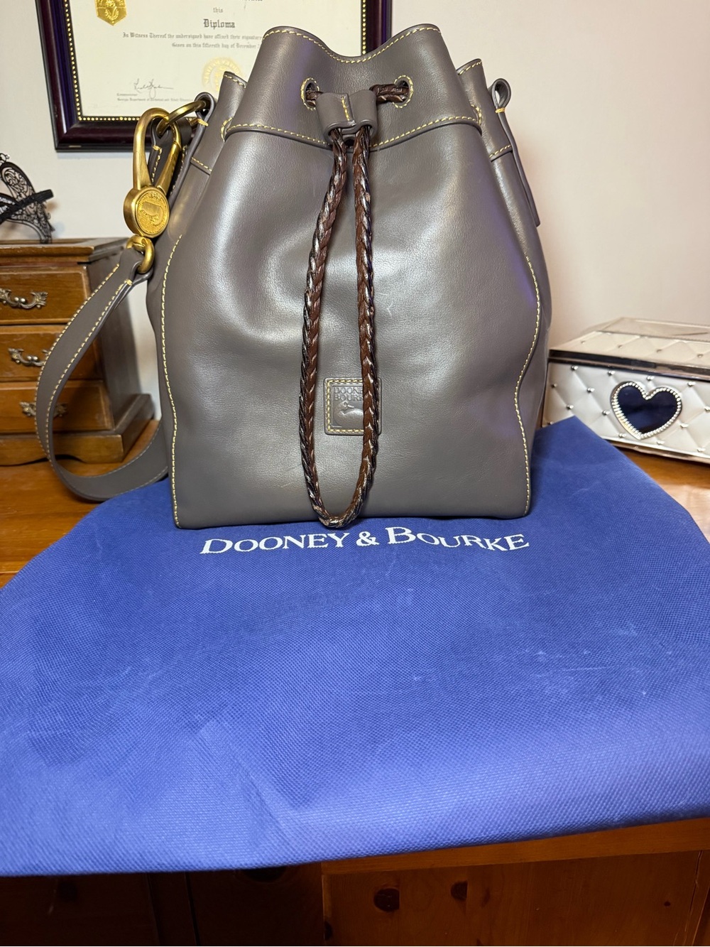 Dooney & Bourke Florentine Lg Hattie drawstring in Charcoal